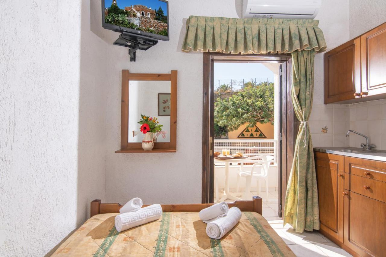 Iliostasi Beach Apartments Hersonissos (Crete) Exterior foto