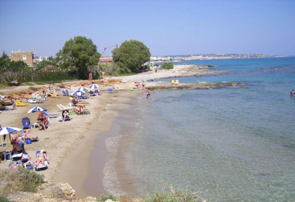 Iliostasi Beach Apartments Hersonissos (Crete) Exterior foto