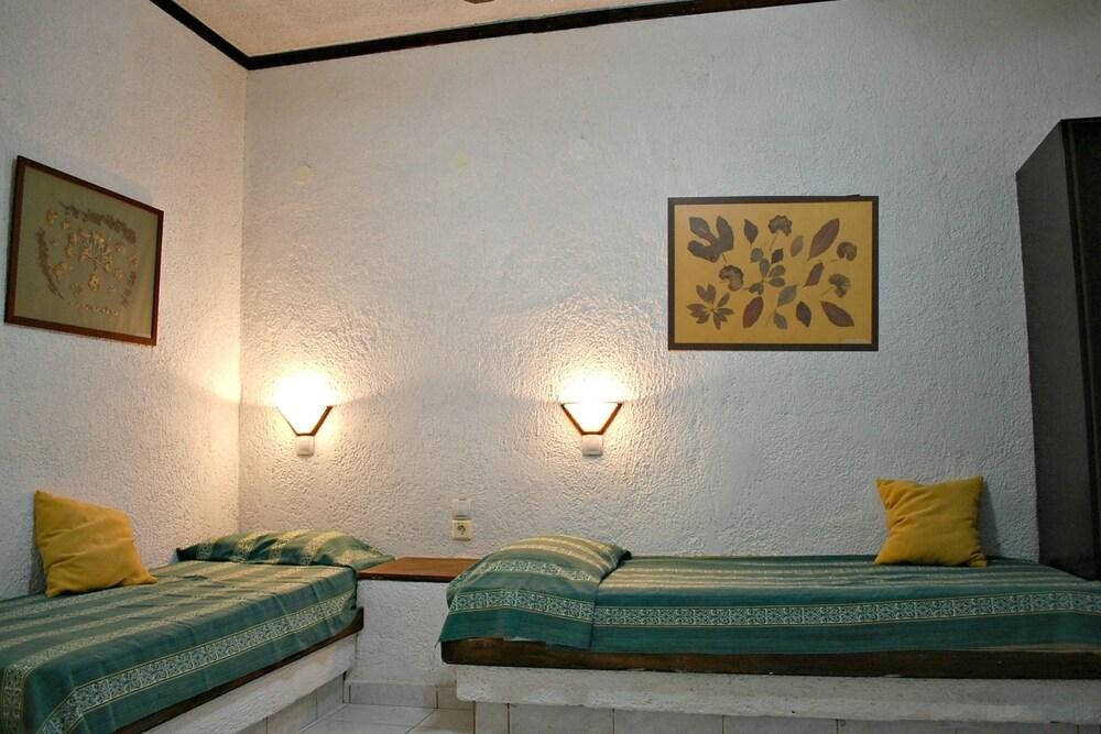 Iliostasi Beach Apartments Hersonissos (Crete) Exterior foto