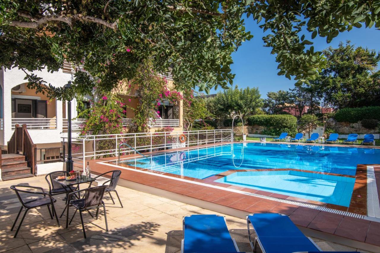 Iliostasi Beach Apartments Hersonissos (Crete) Exterior foto