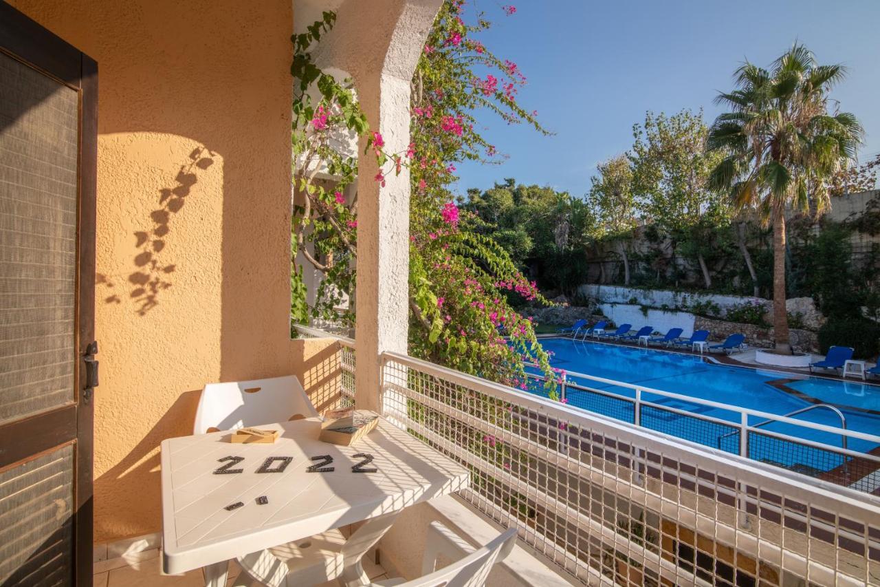 Iliostasi Beach Apartments Hersonissos (Crete) Exterior foto