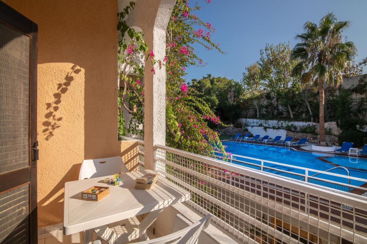 Iliostasi Beach Apartments Hersonissos (Crete) Exterior foto