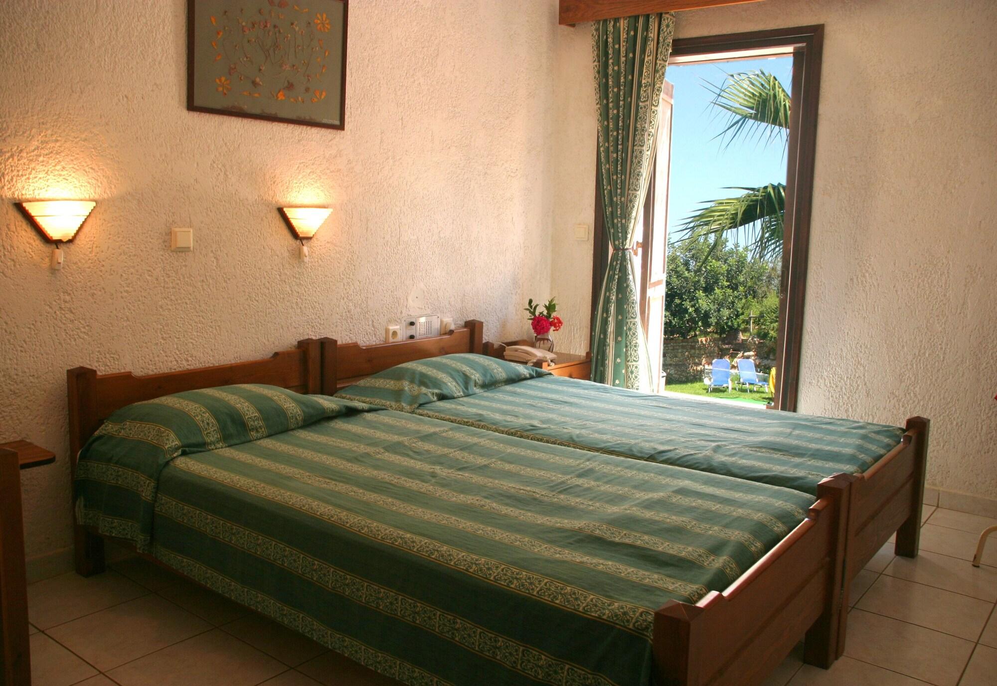 Iliostasi Beach Apartments Hersonissos (Crete) Exterior foto