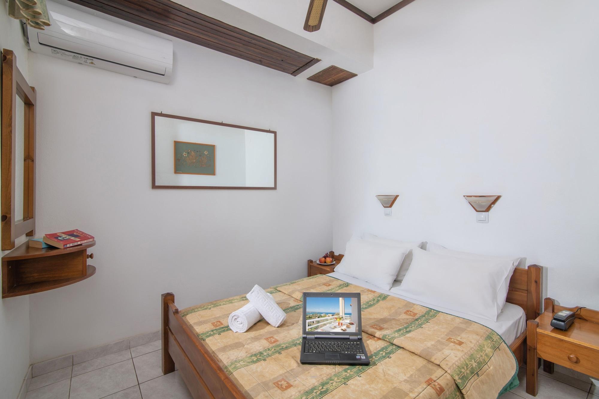 Iliostasi Beach Apartments Hersonissos (Crete) Exterior foto